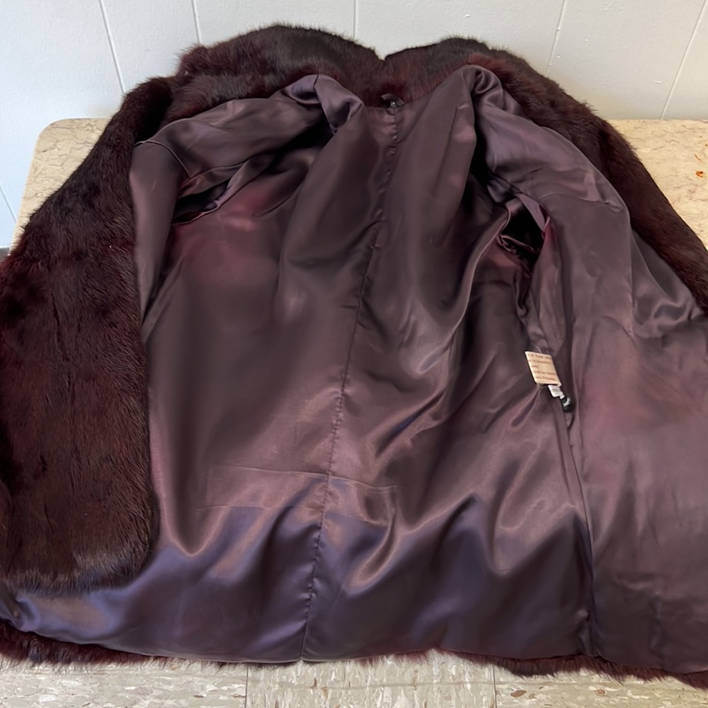 Fur coat - Picture 9 of 9